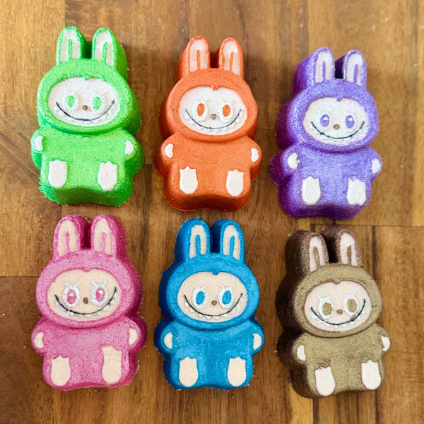 Labubu Bath Bomb Collection – Blind Bags, Individual Colours + 6-Pack Bundle (Secret Rare Inside!)