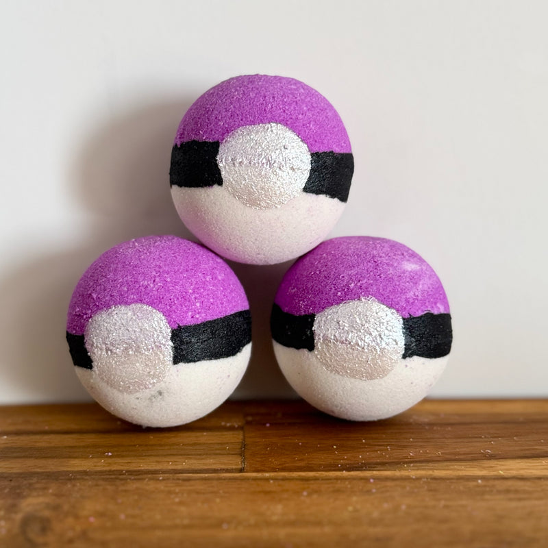 Poke-Ball Toy Surprise - Bath Bomb