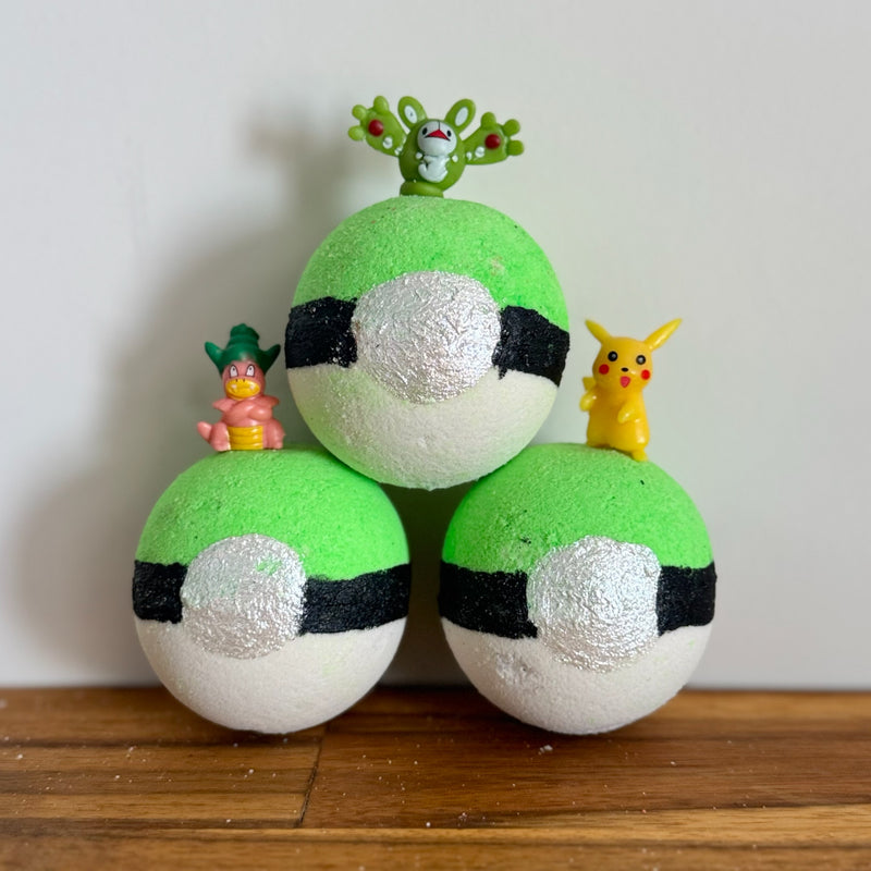 Poke-Ball Toy Surprise - Bath Bomb