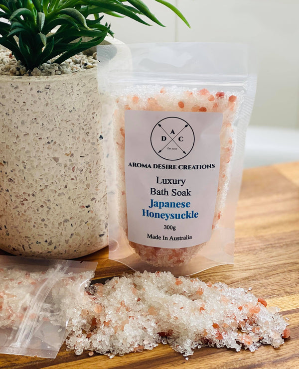 Japanese Honeysuckle - Luxury Bath Soak